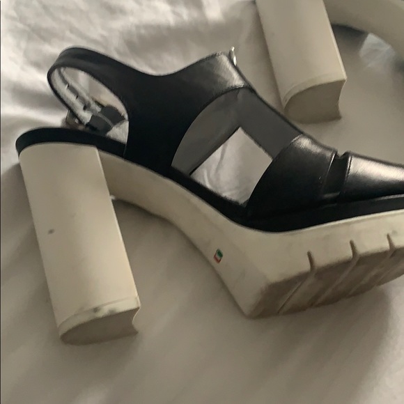 Leather sandals - Picture 7 of 10